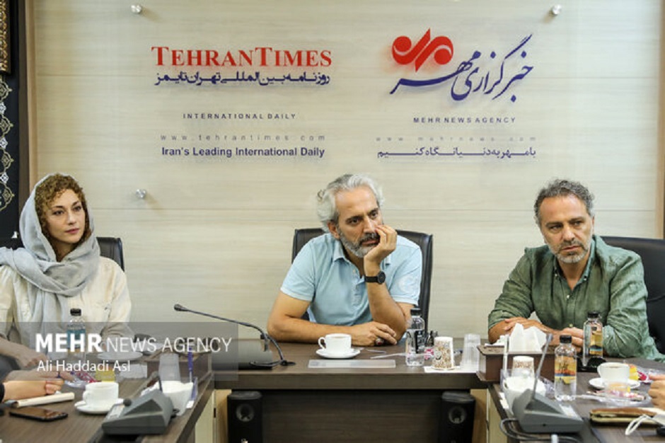 نشست فیلم درخت خاموش در خبرگزاری مهر 